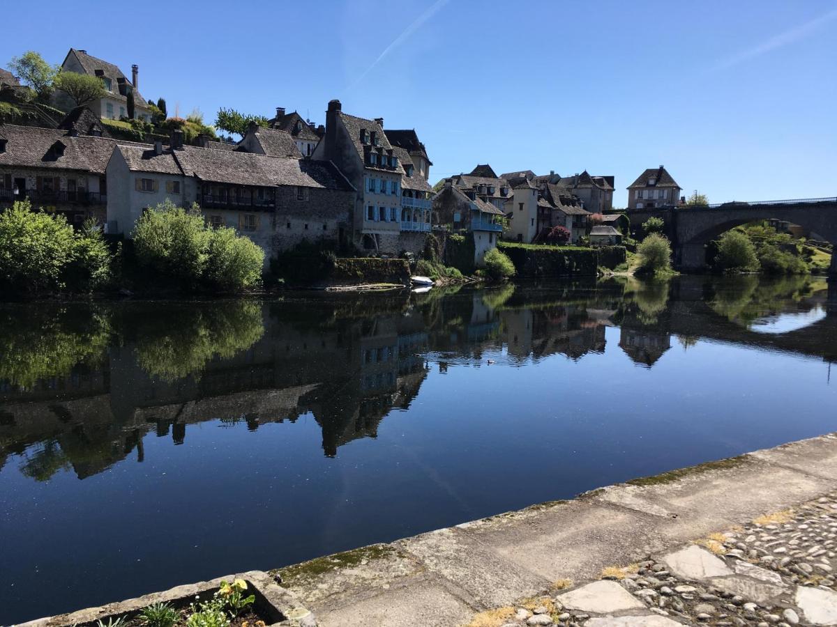 B&B Chateau Le Bois Saint-Julien-aux-Bois Buitenkant foto